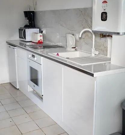 Petite Maison De Village Proche De Longeville/la Tranche Sur