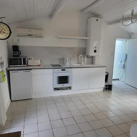 Petite Maison De Village Proche De Longeville/la Tranche Sur Hébergement de vacances