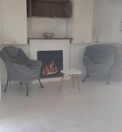 Petite Maison De Village Proche De Longeville/la Tranche Sur Angles (Vendee)
